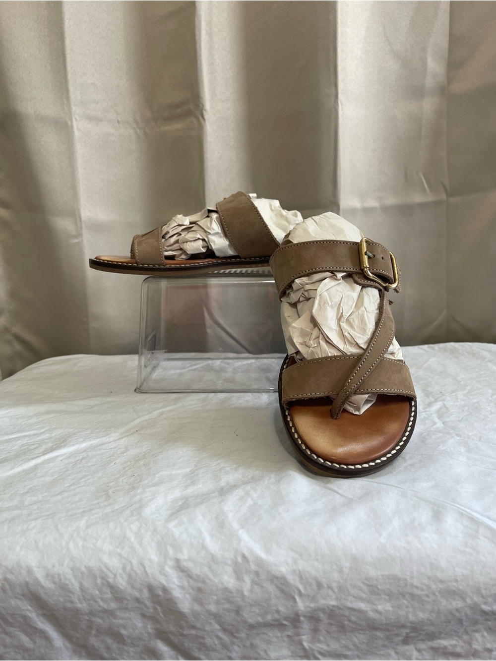 Coach and Four Taupe Leather Buckle Strap Sandals Italian Made VGUC